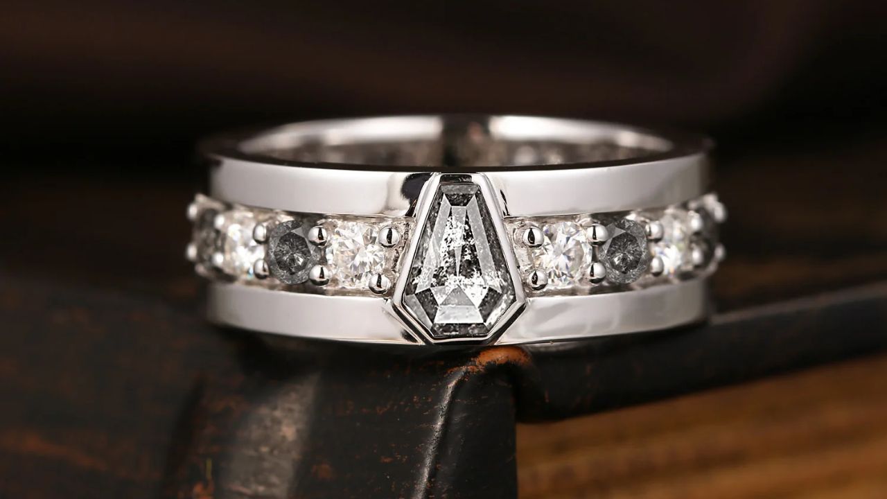 The Features & Benefits of Crescent Moon Coffin Cut Salt & Pepper Diamond Engagement Rings